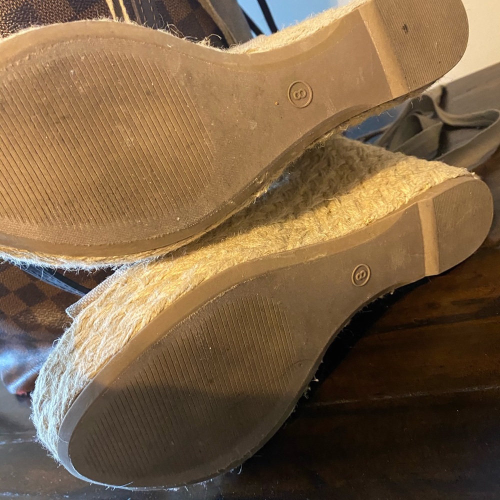 Wedges - Picture 4 of 4